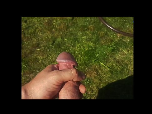 ❤️ Hot hottie mendapat dia merah jambu pussy fucked dan air mani dengan muncrat di taman musim panas ☑ Video persetan pada ms.hentai-ita.ru ❌